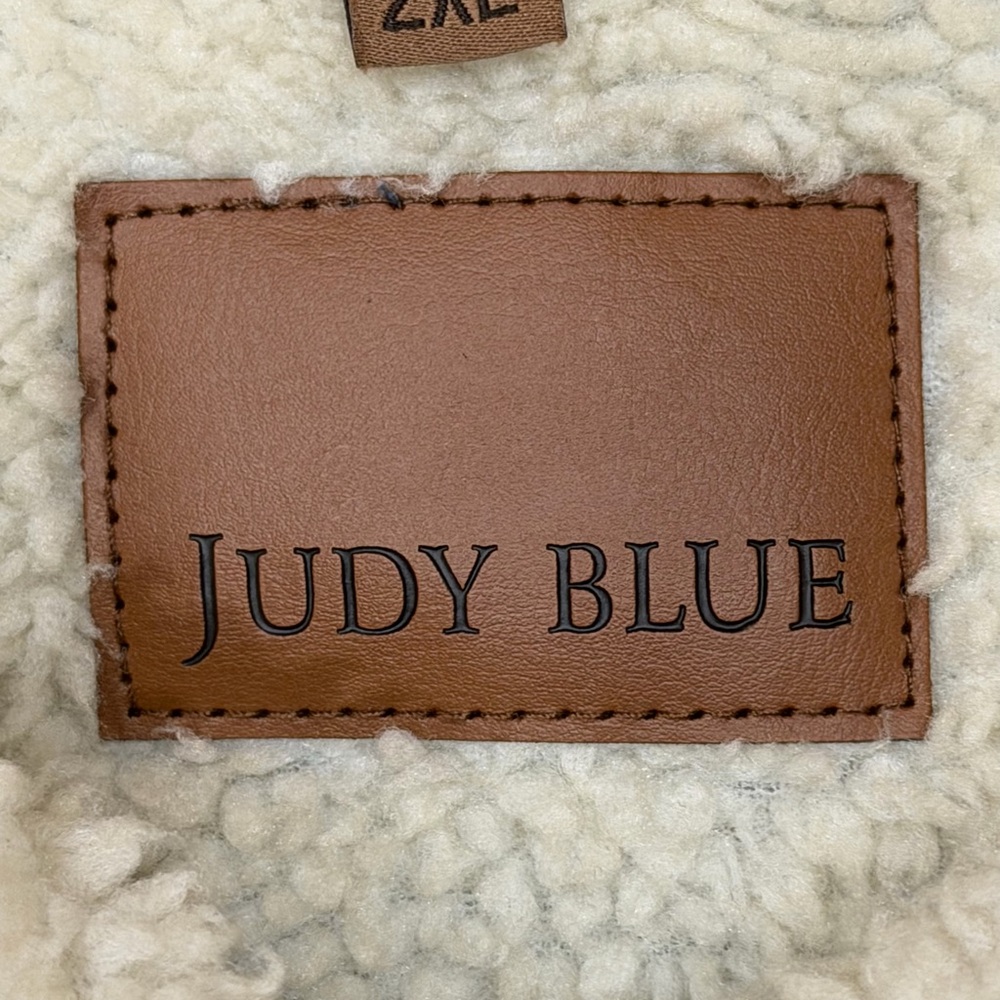 Judy Blue Sherpa Lined Denim Vest 2XL NWT Medium Wash Button Front Cozy Western - Picture 3 of 10